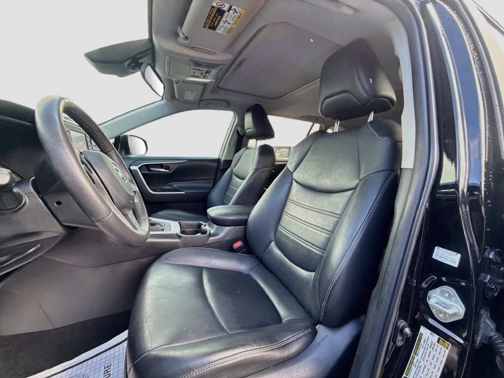 Used 2021 Toyota RAV4 XLE Premium FWD image 23