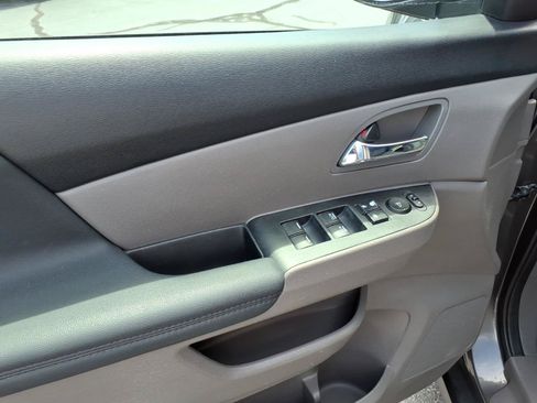 Used 2015 Honda Odyssey EX image 7