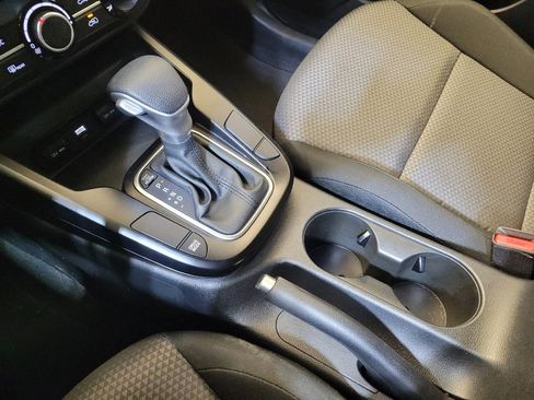 Used 2025 Kia Soul LX image 26