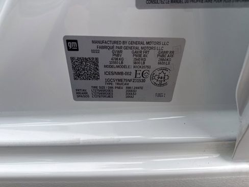 Used 2022 Chevrolet Silverado 2500 Custom w/ Custom Value Package image 35