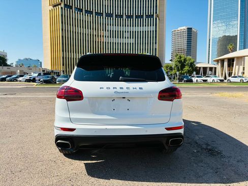 Used 2016 Porsche Cayenne AWD/4WD image 22