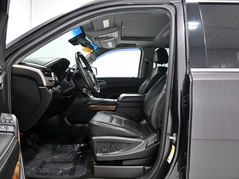 Used 2018 GMC Yukon XL Denali w/ Open Road Package AWD/4WD image 5