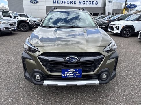 Used 2023 Subaru Outback Limited AWD/4WD image 2