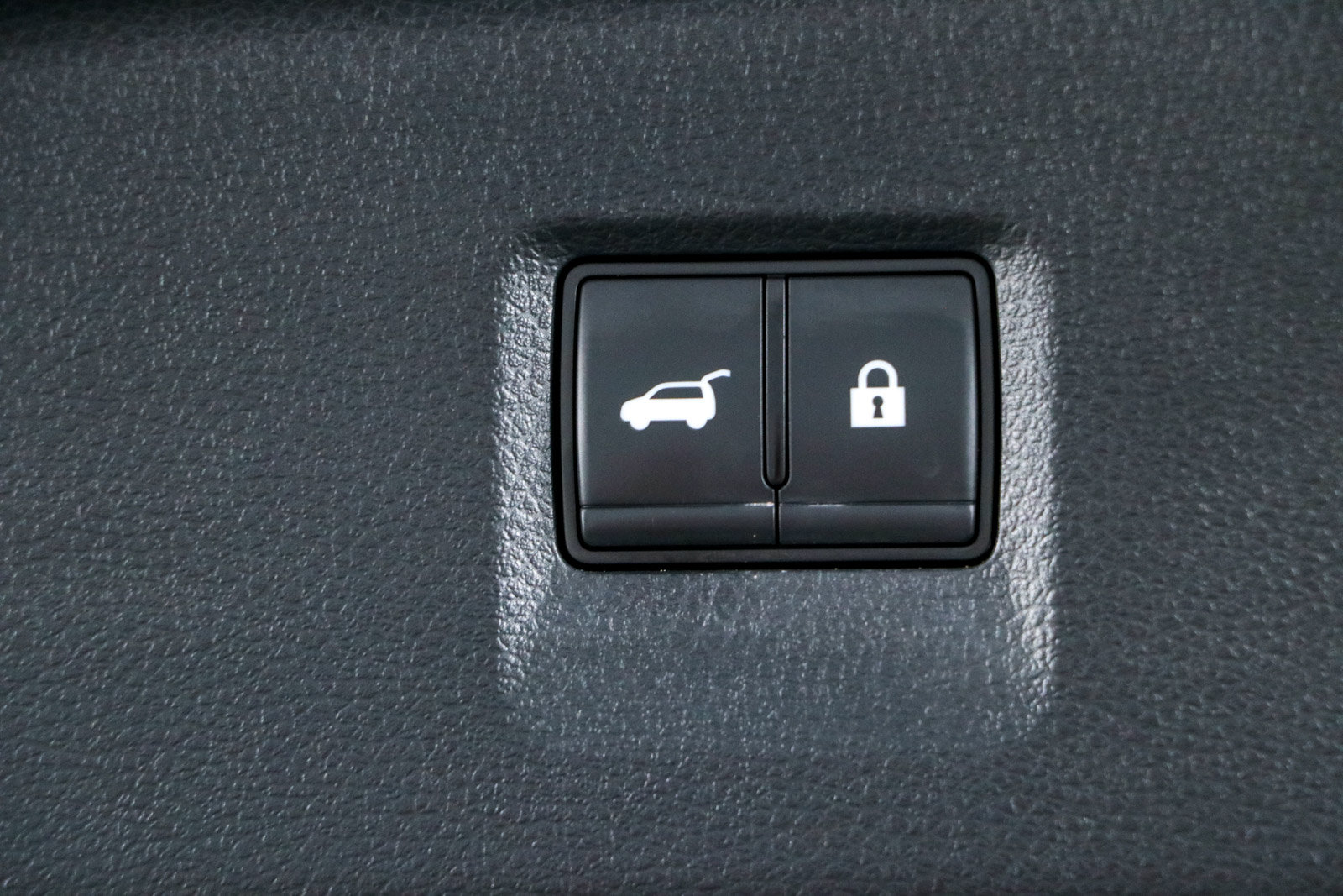 Used 2023 INFINITI QX60 Luxe w/ Cargo Package AWD/4WD image 32