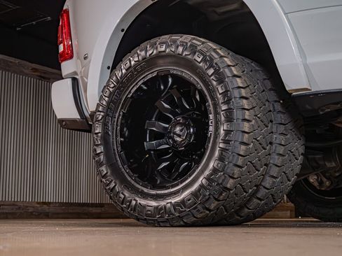 Used 2020 RAM 3500 Laramie AWD/4WD image 15