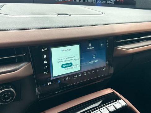 New 2026 Lincoln Navigator L Reserve AWD/4WD image 30