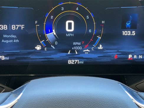 Used 2025 Chevrolet Equinox LT image 38