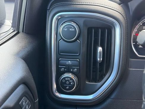 Used 2022 Chevrolet Silverado 1500 LT w/ Convenience Package II RWD image 19