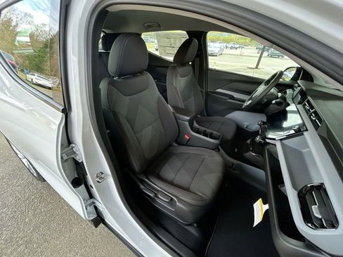 New 2027 Chevrolet Bolt LT image 25