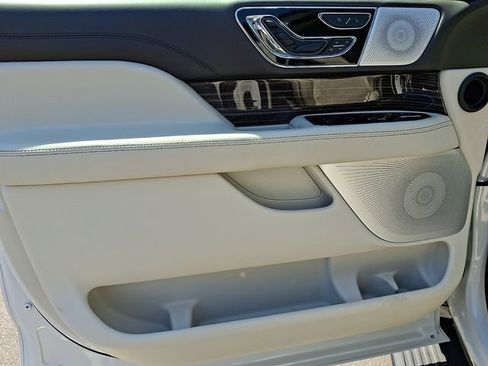 Certified 2024 Lincoln Navigator L Black Label AWD/4WD image 11