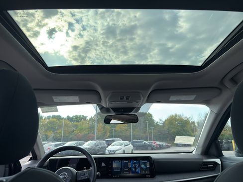 New 2026 Nissan Kicks SV w/ SV Premium Package image 29