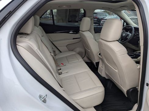 Used 2021 Buick Envision Essence w/ Technology Package I image 16