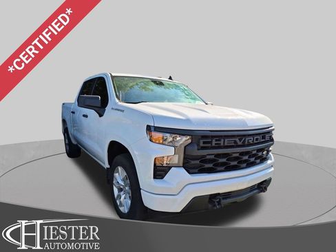 Used 2022 Chevrolet Silverado 1500 Custom AWD/4WD image 1