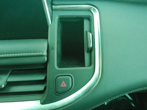 Used 2021 GMC Yukon SLT w/ SLT Luxury Package image 44