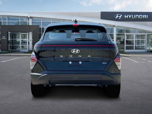 New 2026 Hyundai Kona SE image 6