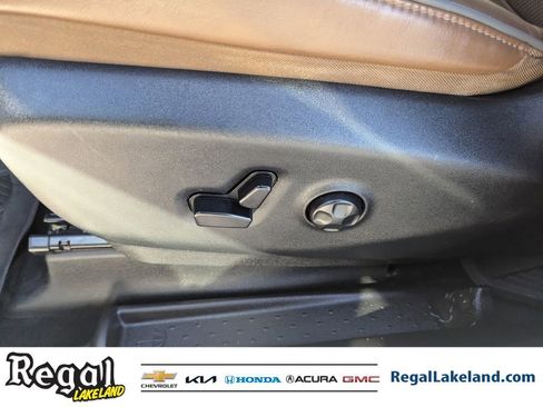 Used 2020 Chrysler Pacifica Limited w/ Advanced Safetytec Group image 19