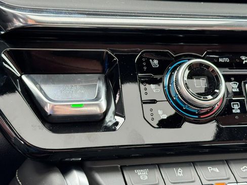 New 2026 GMC Sierra 2500 Denali Ultimate w/ LPO, Black Badging Package AWD/4WD image 18