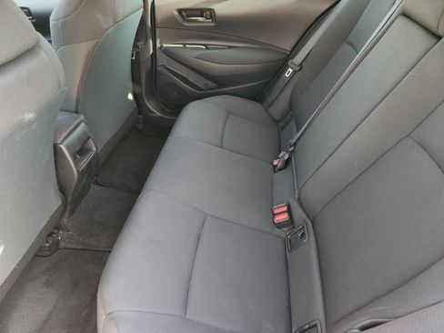 Used 2022 Toyota Corolla LE FWD image 34