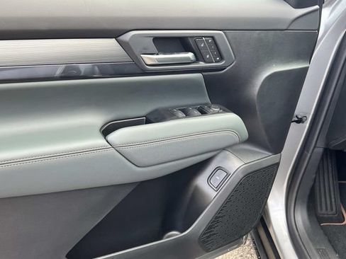 New 2027 GMC Terrain AT4 w/ Convenience Package III AWD/4WD image 12