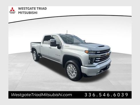 Used 2020 Chevrolet Silverado 2500 High Country w/ Technology Package AWD/4WD image 1