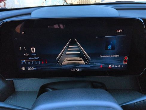 Used 2025 Chevrolet Traverse LT image 29