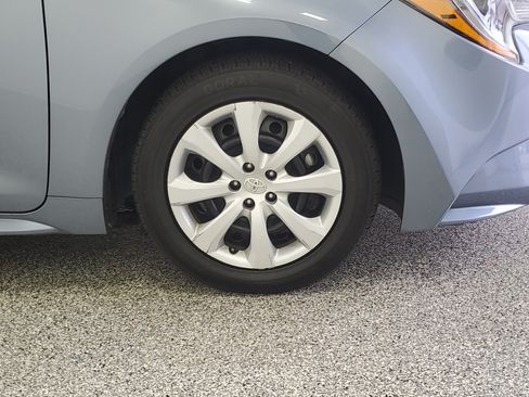 Used 2024 Toyota Corolla LE FWD image 10