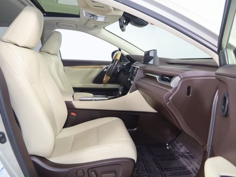 Used 2020 Lexus RX 450hL AWD w/ Premium Package image 13