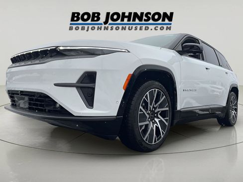 Used 2025 Jeep Wagoneer S Limited image 3