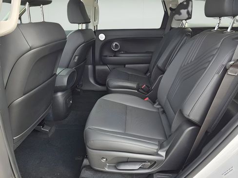 Used 2026 Hyundai Palisade SEL image 11