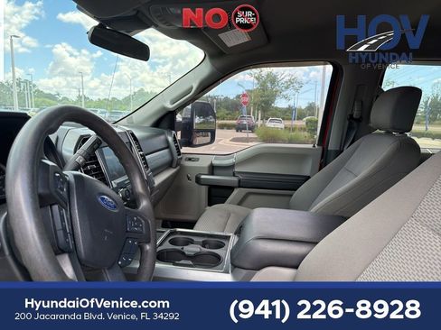 Used 2021 Ford F250 XLT w/ XLT Premium Package AWD/4WD image 3