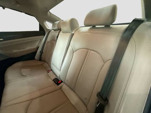 Used 2018 Hyundai Sonata Limited w/ Limited Ultimate Package 03 FWD image 26