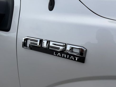 Used 2019 Ford F150 Lariat w/ Equipment Group 502A Luxury image 7