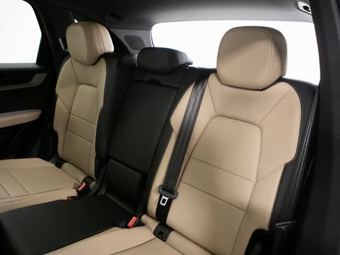 New 2026 Porsche Cayenne image 30