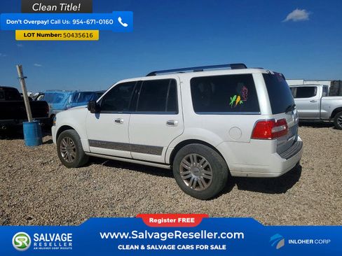 Used 2014 Lincoln Navigator 4WD image 3