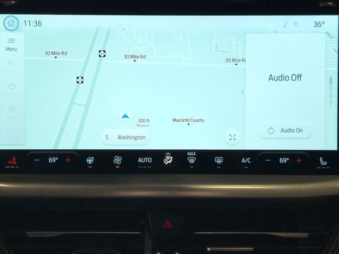 Certified 2025 Ford Escape SE FWD image 31