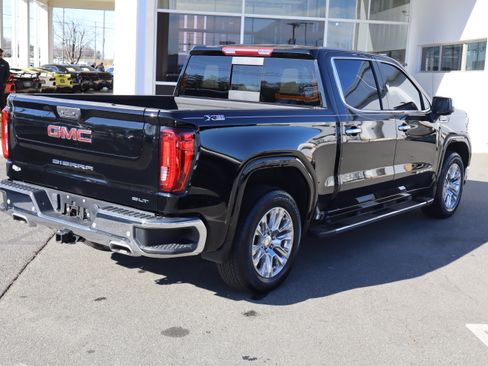 Used 2023 GMC Sierra 1500 SLT w/ SLT Premium Plus Package image 10