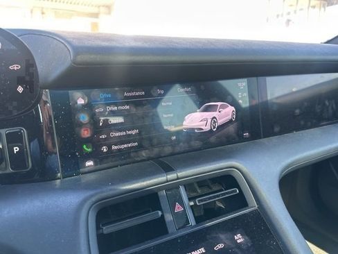 Used 2020 Porsche Taycan 4S image 47