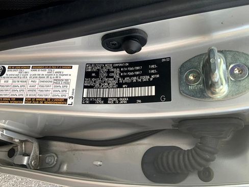 Used 2023 Toyota 4Runner SR5 Premium w/ Moonroof Package image 33