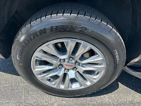 Certified 2024 GMC Yukon Denali AWD/4WD image 36