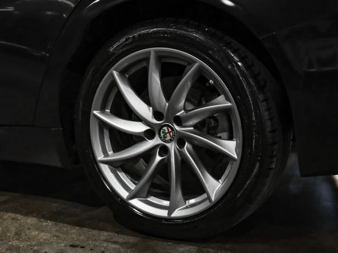 Used 2017 Alfa Romeo Giulia Sprint w/ Cold Weather Package image 55