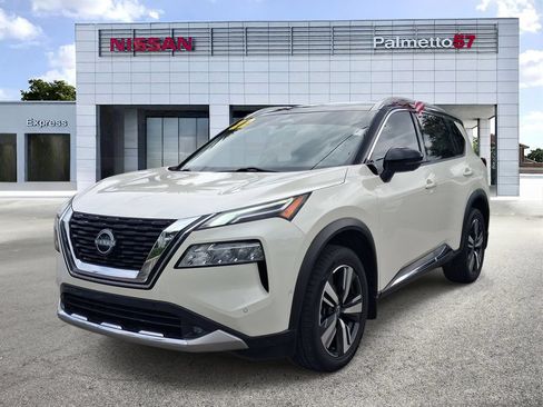 Used 2022 Nissan Rogue Platinum w/ Head-Up Display Package FWD image 3
