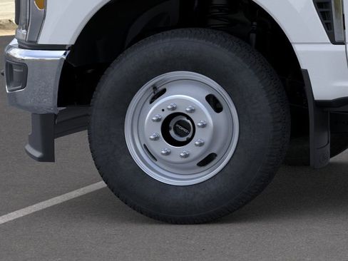 New 2026 Ford F350 XL image 19