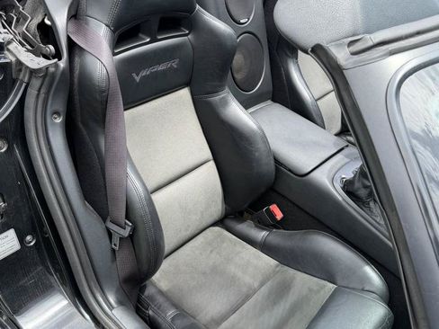 Used 2003 Dodge Viper SRT-10 RWD image 22