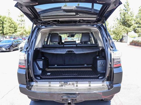Certified 2024 Toyota 4Runner SR5 Premium w/ Moonroof Package RWD image 33