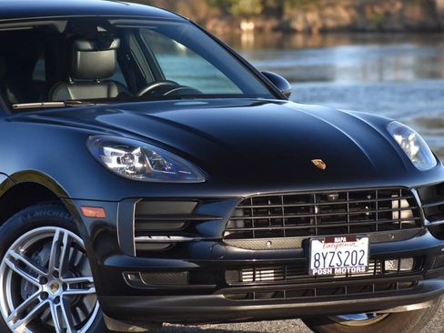 Used 2021 Porsche Macan AWD/4WD image 4