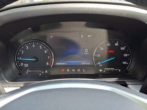 Used 2022 Ford Explorer XLT w/ Equipment Group 202A AWD/4WD image 21