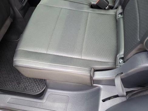 Used 2020 Volkswagen Tiguan SE w/ Panoramic Sunroof Package FWD image 15