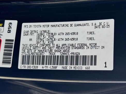 Certified 2025 Toyota Tacoma Limited AWD/4WD image 28