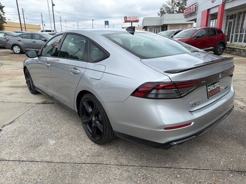 Used 2023 Honda Accord Sport image 8