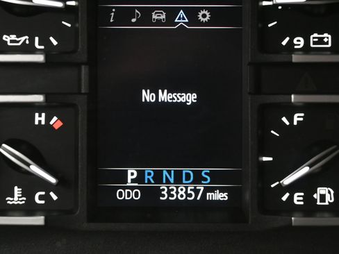 Used 2021 Toyota Tundra SR5 w/ SR5 Upgrade Package RWD image 16